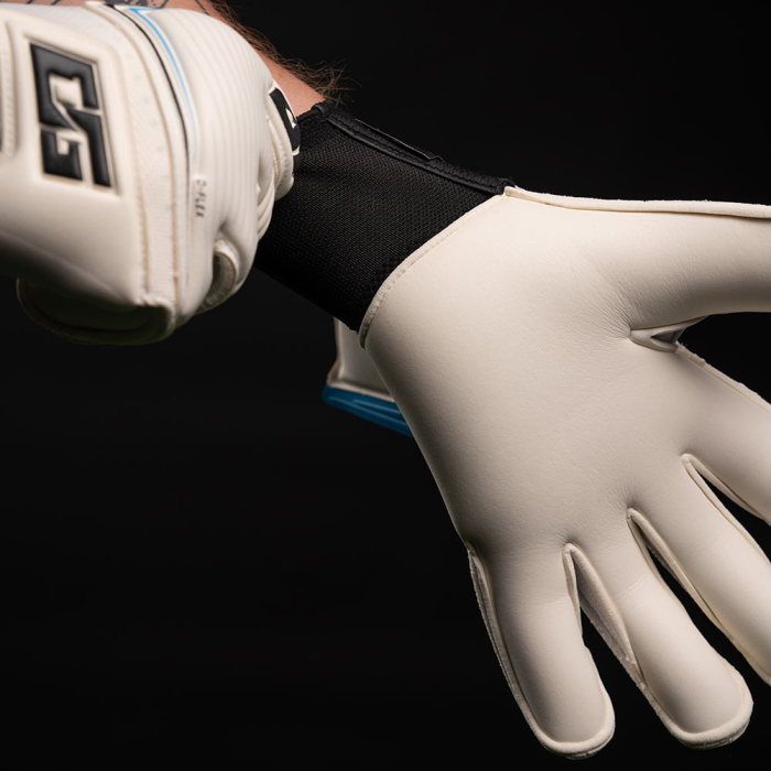 NXT-PRO-HYL ONE NXT Pro HYL Goalkeeper Gloves White