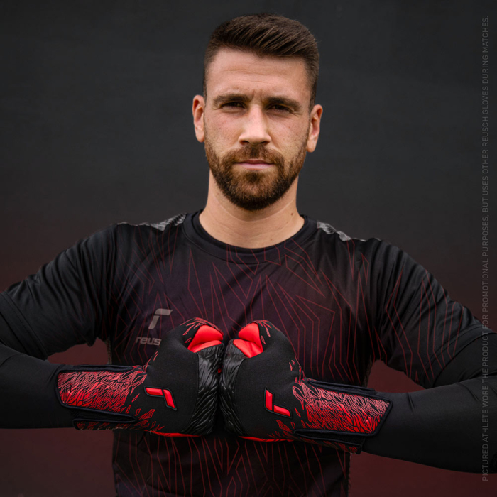 54709567730 Reusch Venomous Gold X Goalkeeper Gloves Black/Fire Red