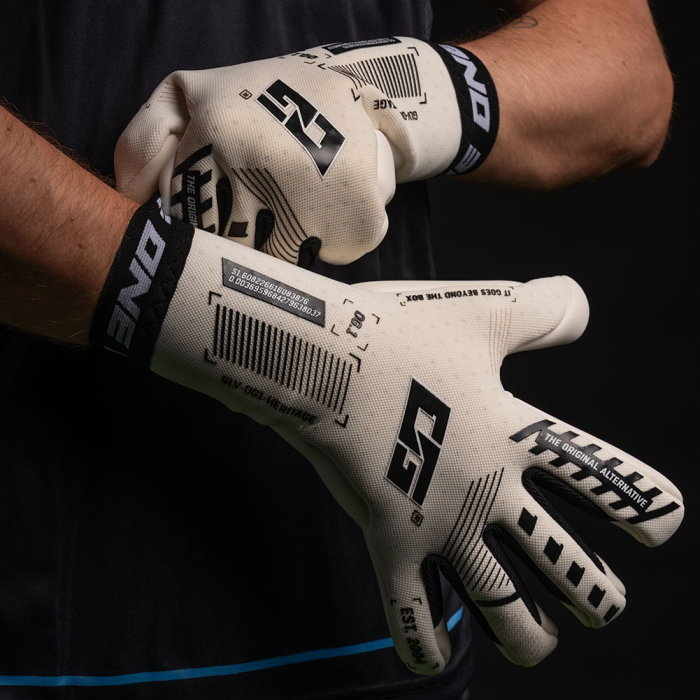 OG1-HERITAGE-SLJ ONE OG1 Heritage SL Junior Goalkeeper Gloves White