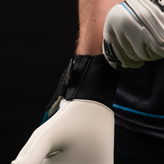 NXT-PRO-SLJ ONE NXT Pro SL Junior Goalkeeper Gloves White
