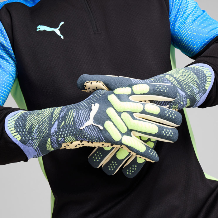 04192305 Puma FUTURE ULTIMATE NC Goalkeeper Gloves GRAY SKIES