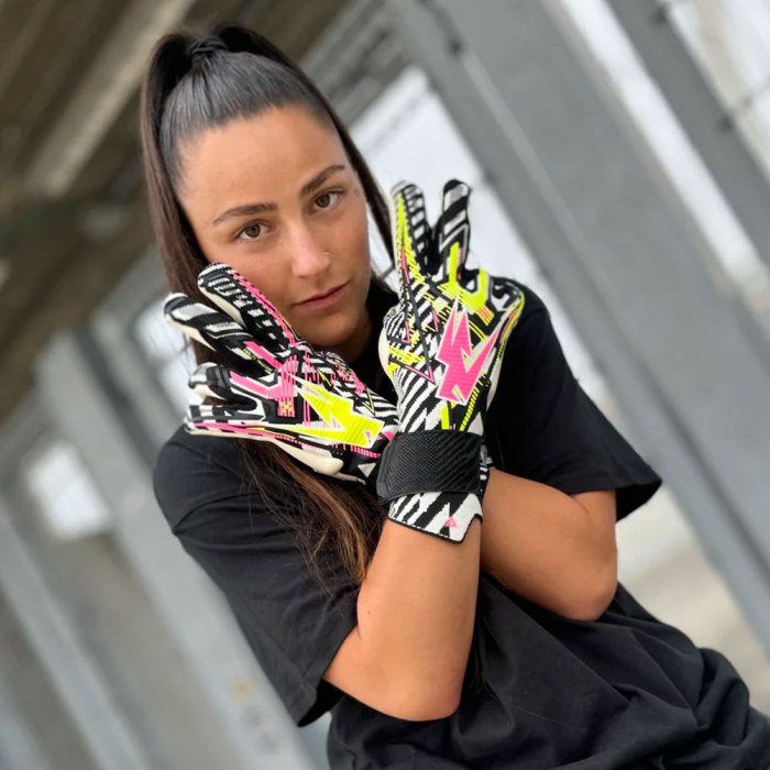 DAZZLE0124J Kaliaaer Z3RO Dazzle Junior Goalkeeper Gloves Pink | Fluo 