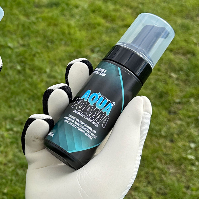 AQF001 AquaKleen Foama Goalkeeper Glove Wash 150ml