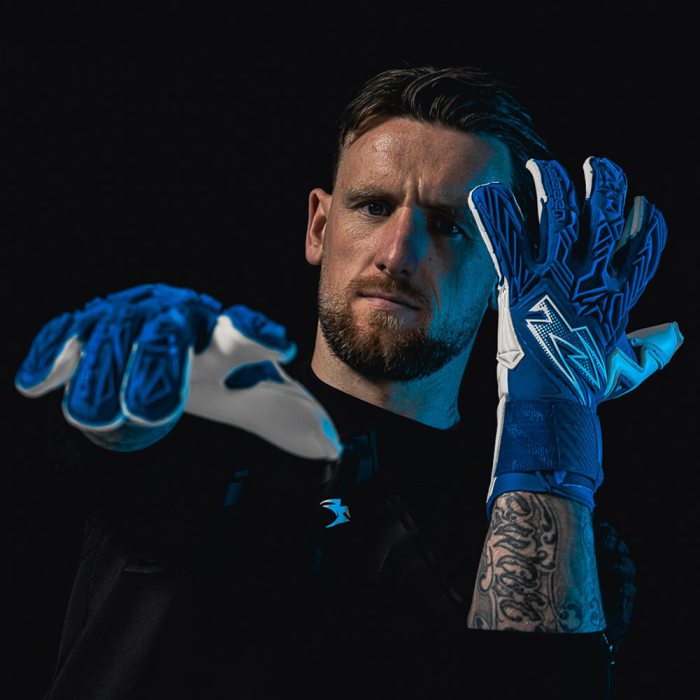 PPRO0324 Kaliaaer PWR Pro Sekure Cobal Goalkeeper Gloves Blue