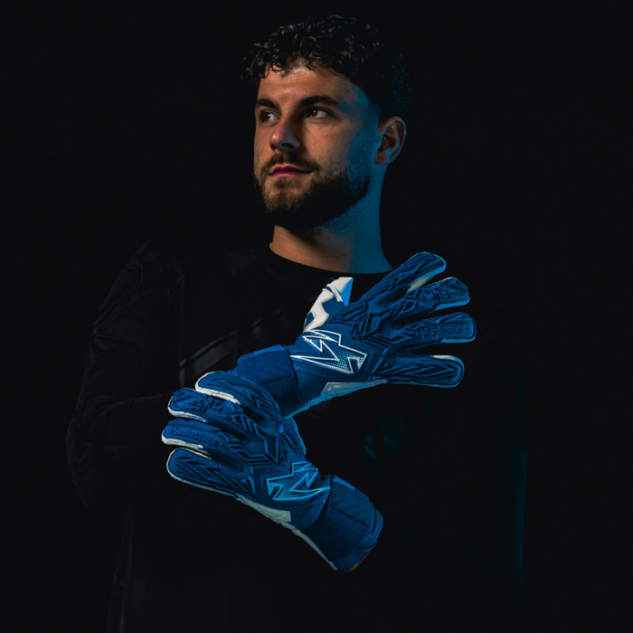 PPRO0324J Kaliaaer PWR Pro Sekure Junior Goalkeeper Gloves Blue