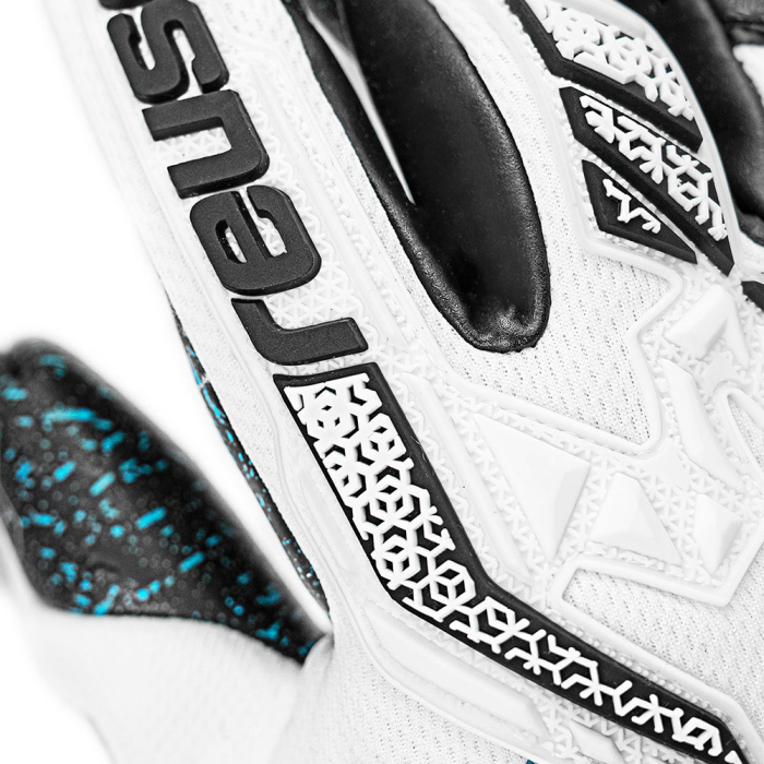 Reusch Attrakt Freegel Fusion Goaliator Goalkeeper Gloves White/Silver