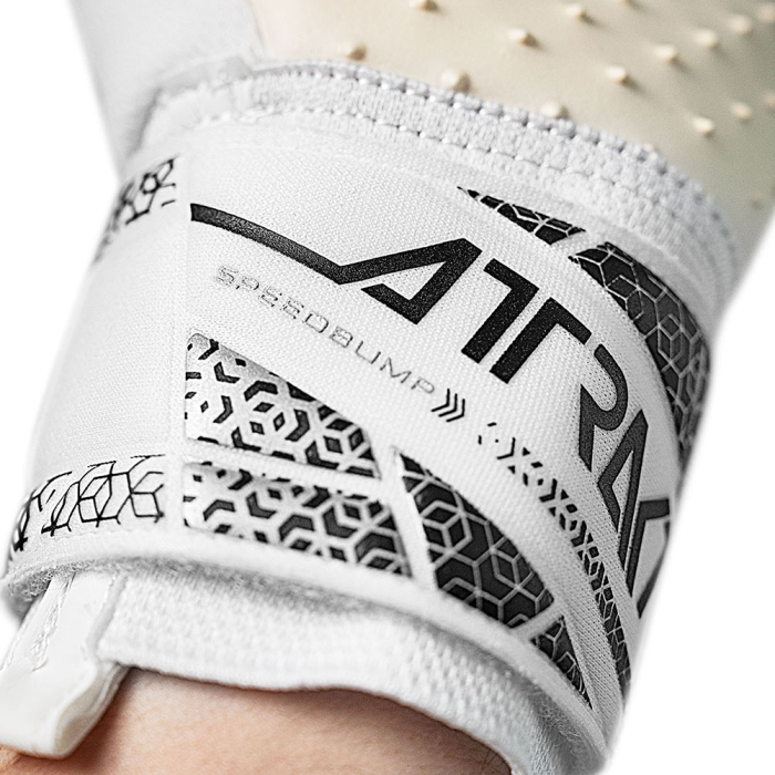 55700391125 Reusch Attrakt SpeedBump Goalkeeper Gloves white/black