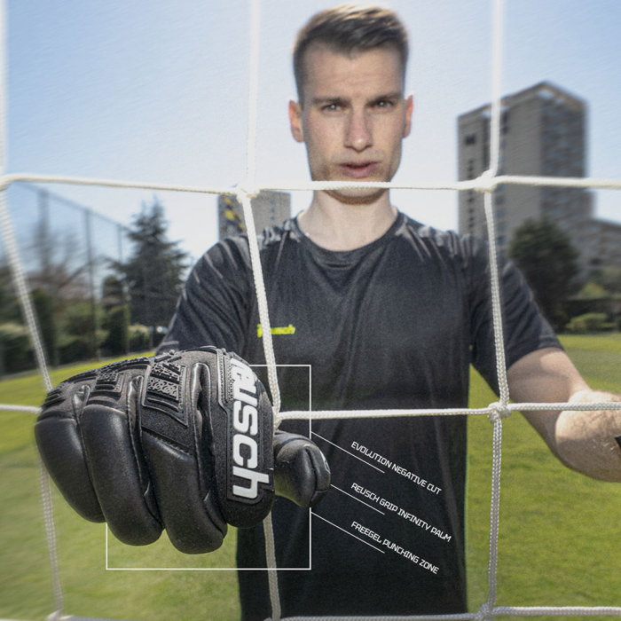 55707357700 Reusch Attrakt Freegel Infinity Goalkeeper Gloves Black