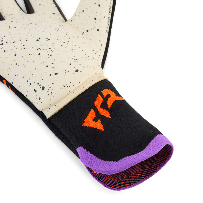 04206401 Puma FUTURE ULTIMATE NC Goalkeeper Gloves Black