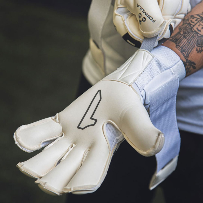 SAAA110 Rinat Santoloco Alpha Goalkeeper Gloves White