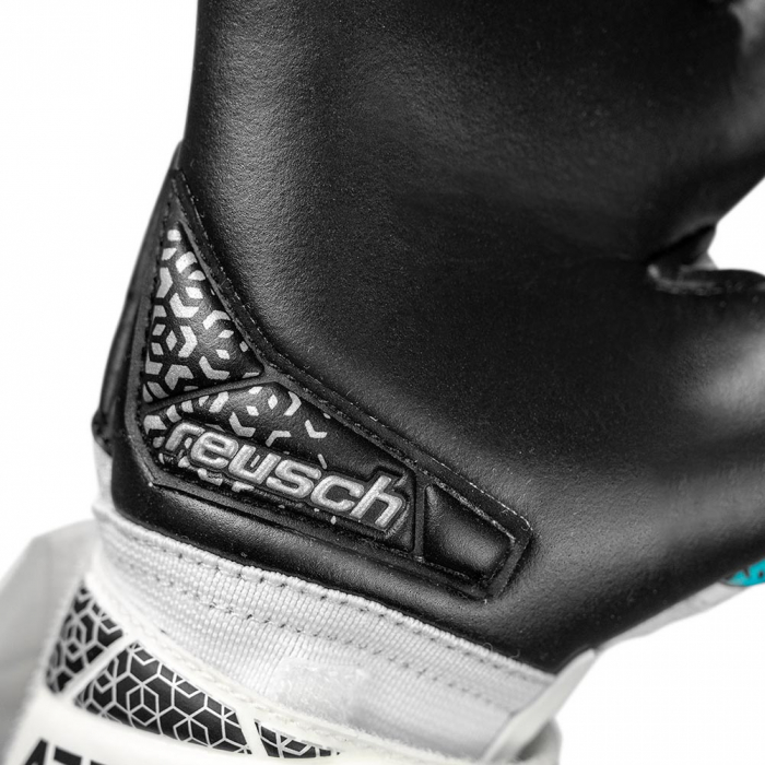 55721551125 Reusch Attrakt Gold NC Junior Goalkeeper Gloves white/blac