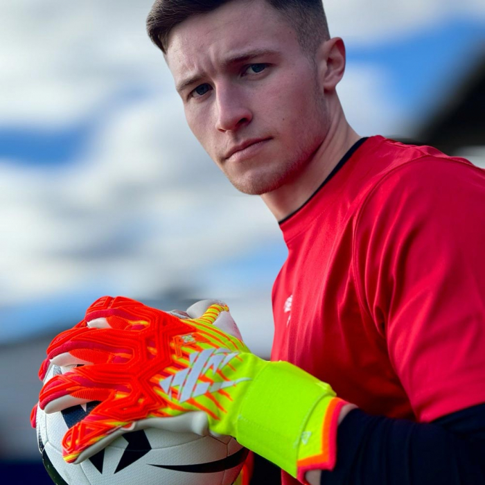 REGEN-06 Kaliaaer RE:GEN Reverse Sekure Cut Goalkeeper Gloves Red/Yell