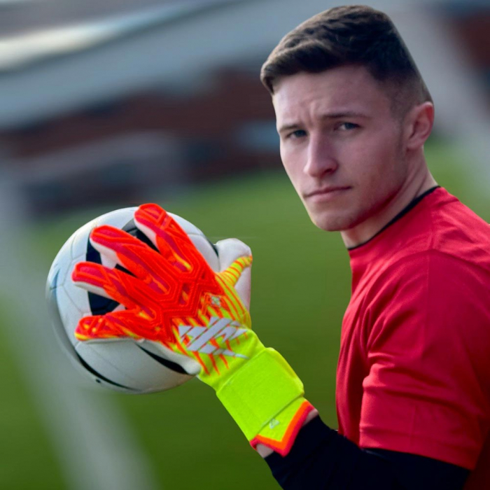 Kaliaaer RE:GEN Reverse Sekure Cut Junior Goalkeeper Gloves Red/Yellow