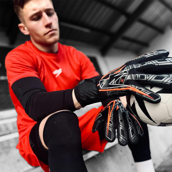Kaliaaer ShokLock Rapid Fire Neg Finger Protection Goalkeeper Gloves