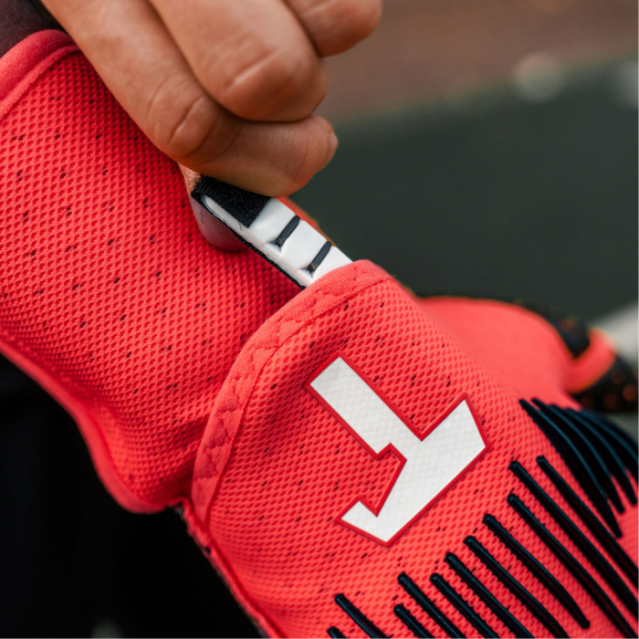 T1TAN Rebel 2.0 Solar Red Finger Protection Junior Goalkeeper Gloves R