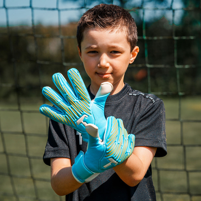 T1TAN Rebel 2.0 Sky Blue Finger Protection Junior Goalkeeper Gloves Sk