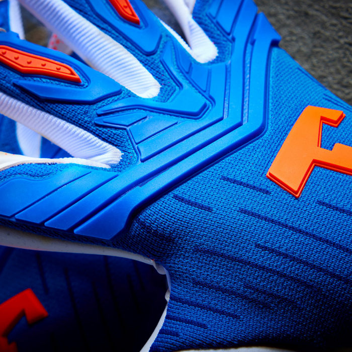 T1TAN Alien Gravity Blue 2.0 Goalkeeper Gloves TITAN Blue / Orange
