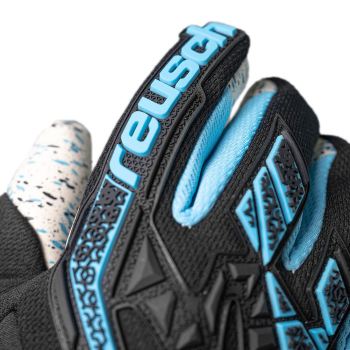 Reusch Attrakt Freegel Fusion Strapless Goalkeeper Gloves Black/Blue