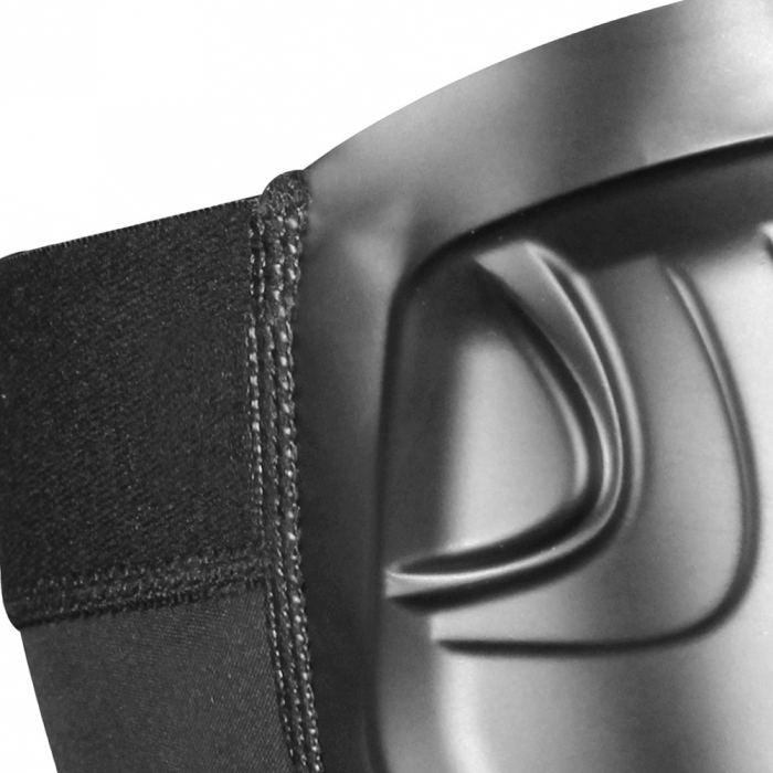 VSC02020 G-FORM Volt Shin Guard Black