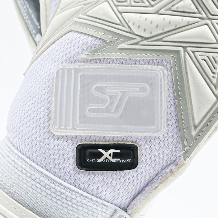 UKE202404G SELLS Wrap XC Ghost Goalkeeper Gloves White