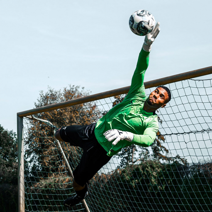 T1TAN Classic 1.0 Whiteout FP Finger Protection Goalkeeper Gloves