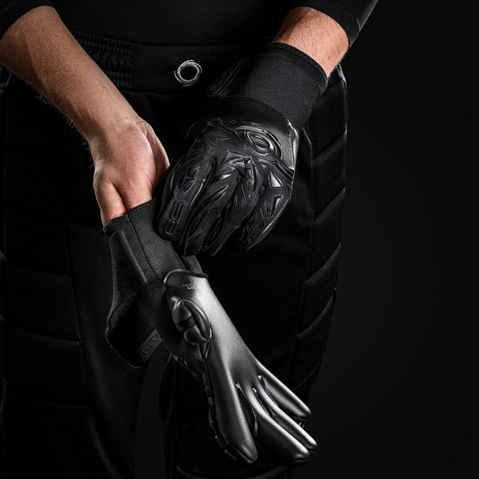 EL4BJ Elite NEO REVOLUTION X Junior Goalkeeper Gloves Black