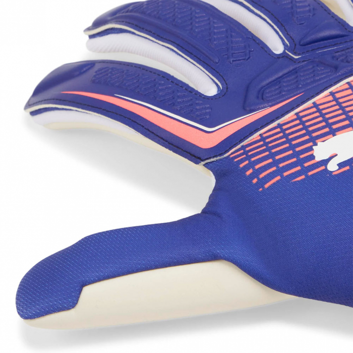 04195301 Puma ULTRA PRO PROTECT RC Goalkeeper Gloves purple