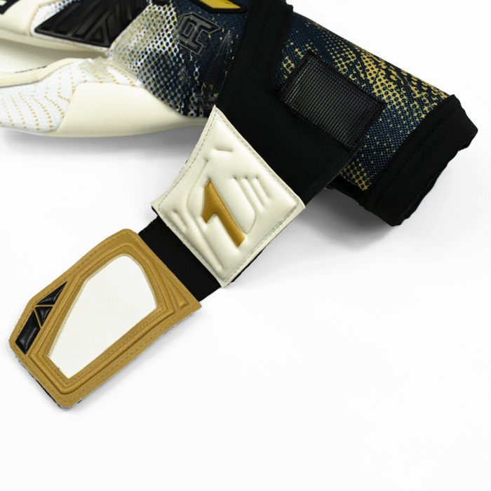 FIPA646 Rinat FIERA PRO Goalkeeper Gloves Gold