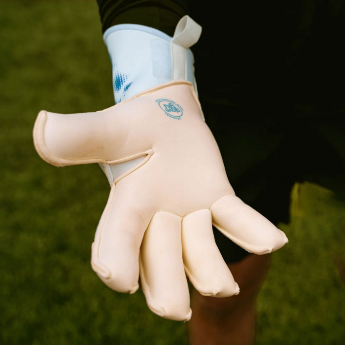 Gloveglu s:PIRIT gloveglu original Goalkeeper Gloves white/cyan
