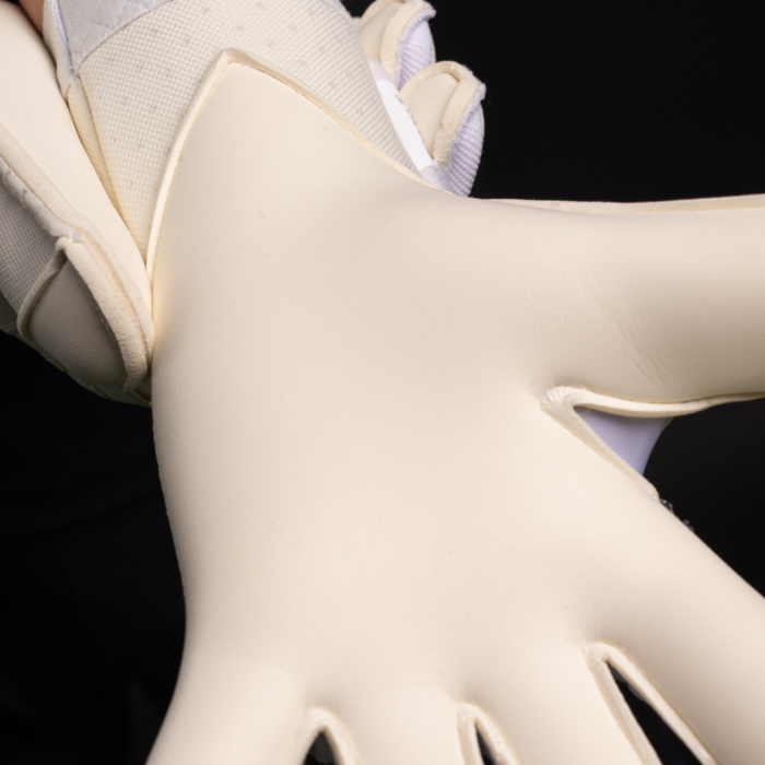 ONE OG1 Type-G David Raya Gold Junior Goalkeeper Gloves White/Gold