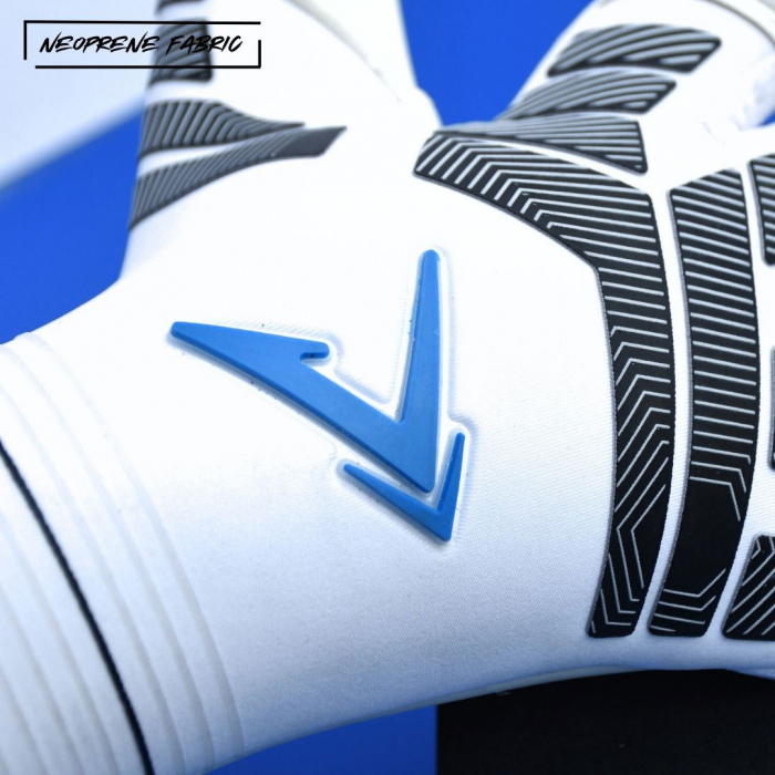 PRG842 Precision GK Elite 3.0 Contact Junior Goalkeeper Gloves White
