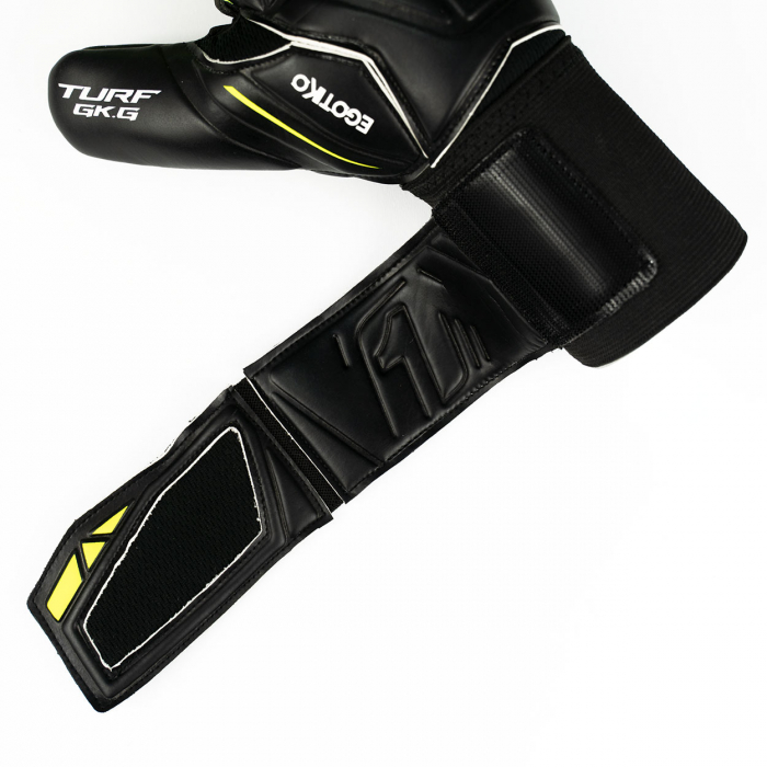 Rinat EGOTIKO TURF Junior Goalkeeper Gloves Black