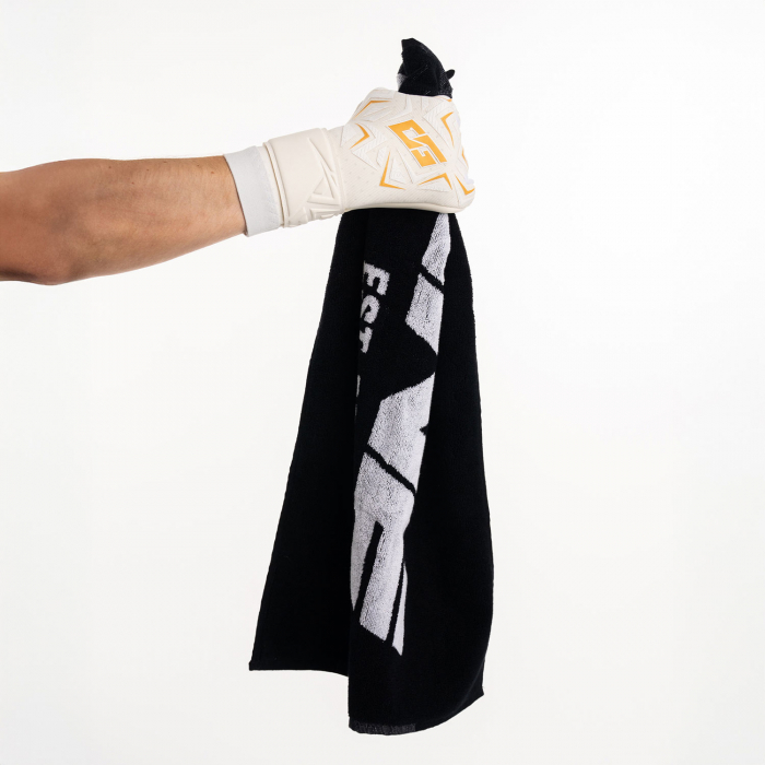ACC-OG-TOWEL ONE Goalkeeper Glove Towel Black