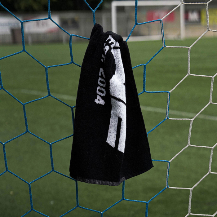 ACC-OG-TOWEL ONE Goalkeeper Glove Towel Black