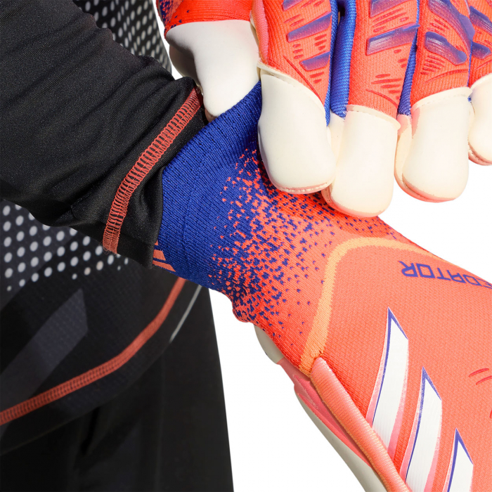 JN5364 adidas Predator Pro Hybrid Goalkeeper Gloves signal coral