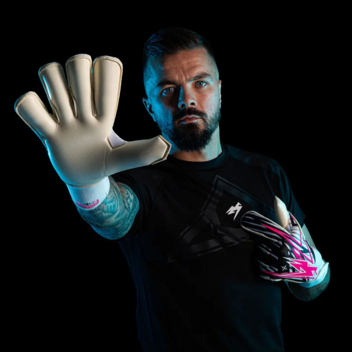 Kaliaaer NitroLITE Sekure Goalkeeper Gloves Highlighter Pink