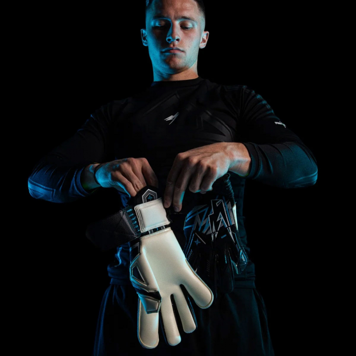 Kaliaaer NitroMAX 3DXi Junior Goalkeeper Gloves Highlighter Blue