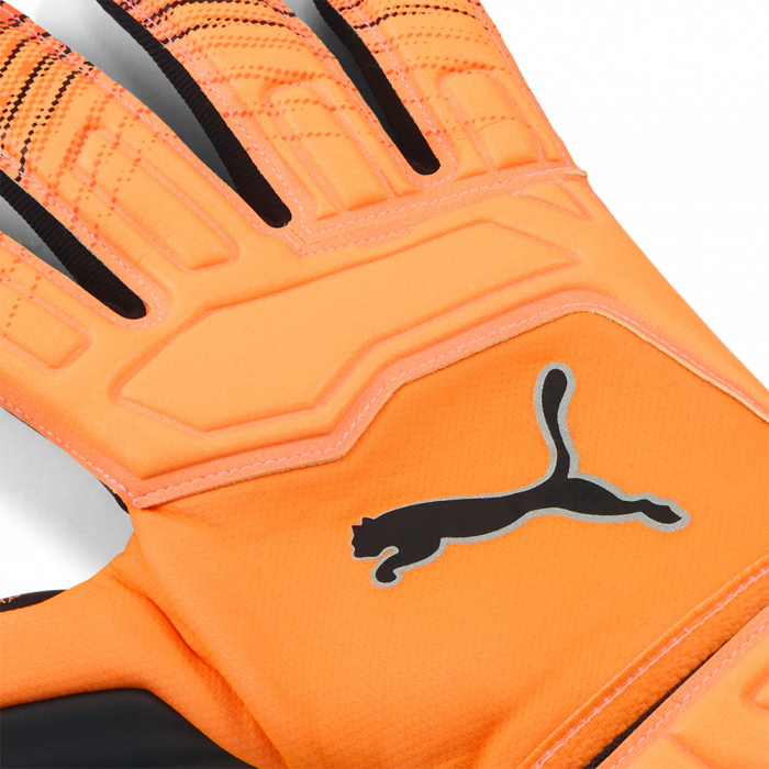 04208202 Puma ULTRA PRO NC Goalkeeper Gloves Heat Fire / Red