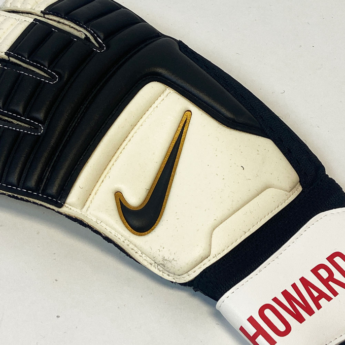 Nike Tiempo Premier Tactility Tim Howard 2005 Goalkeeper Gloves (White