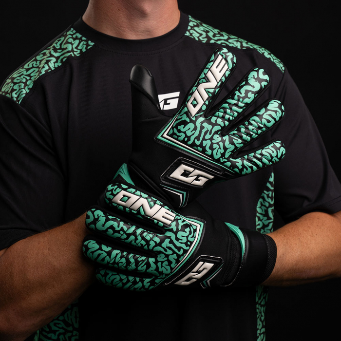 ONE NXT Advance Mentality Monster Junior Goalkeeper Gloves BLACK/GREEN