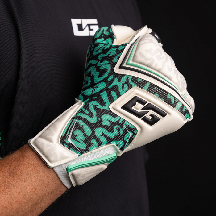 ONE NXT Pro Mentality Monster Hyla Junior Goalkeeper Gloves White/Blac