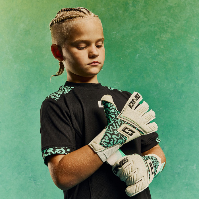 ONE NXT Pro Mentality Monster Hyla Junior Goalkeeper Gloves White/Blac
