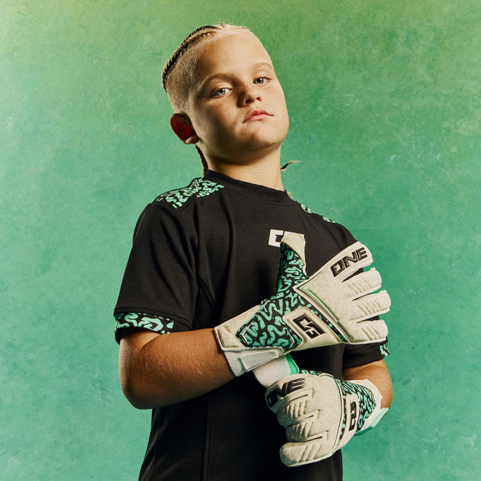 ONE NXT Pro Mentality Monster Hyla Junior Goalkeeper Gloves White/Blac
