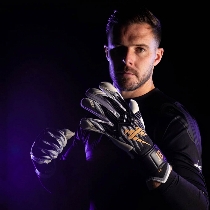 Kaliaaer RE:GEN PRO JB1 3DXi Jack Butland Goalkeeper Gloves Black/Gold