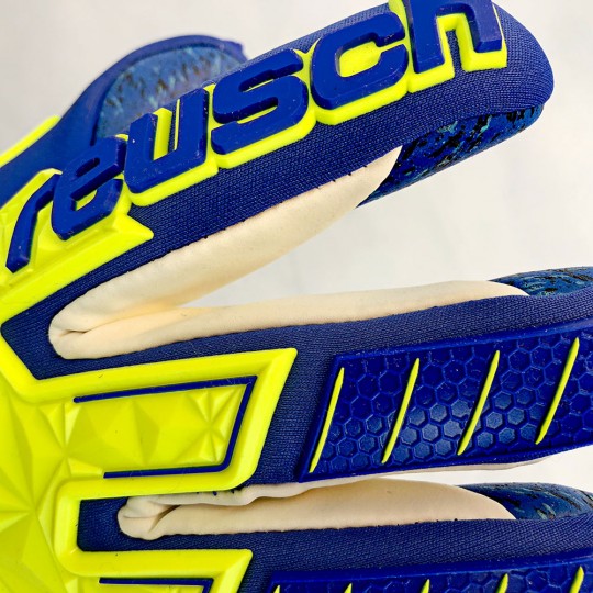 Reusch Attrakt Freegel G3 Fusion LTD Goalkeeper Gloves