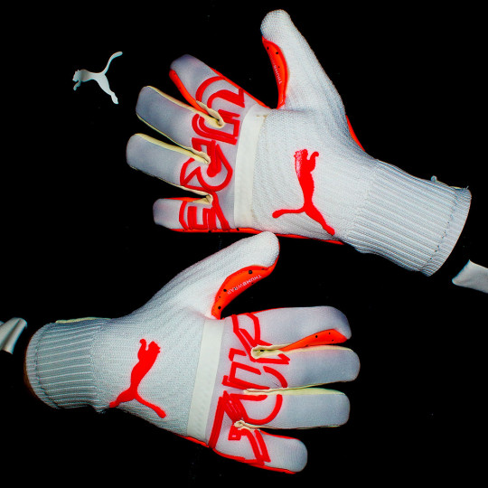 Puma FUTURE Z Grip 1 Hybrid Goalkeeper Gloves White/Red