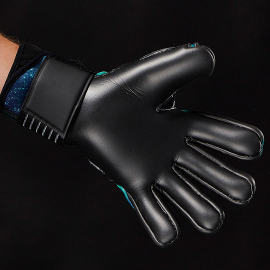  ONE SLYR Aurora Junior Goalkeeper Gloves green
