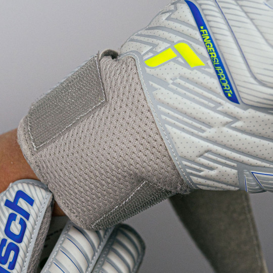 Reusch Attrakt Grip Finger Support Junior Goalkeeper Gloves Vapor Grey