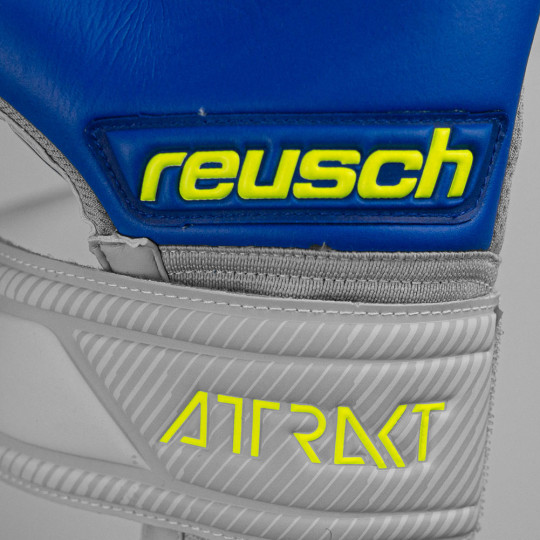Reusch Attrakt Grip Evolution Goalkeeper Gloves VAPOR GREY/DEEP BLUE
