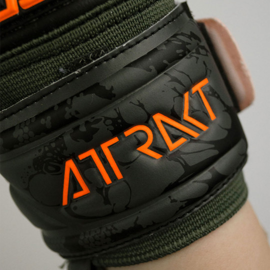 Reusch Attrakt Silver Junior Goalkeeper Gloves desert green